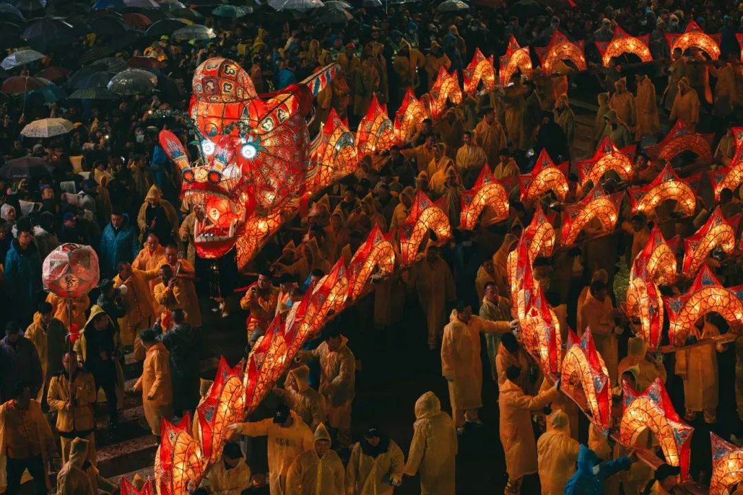 余村——元宵灯会时间:2月24日地点:庆元县八都三村,余村,大济村等地